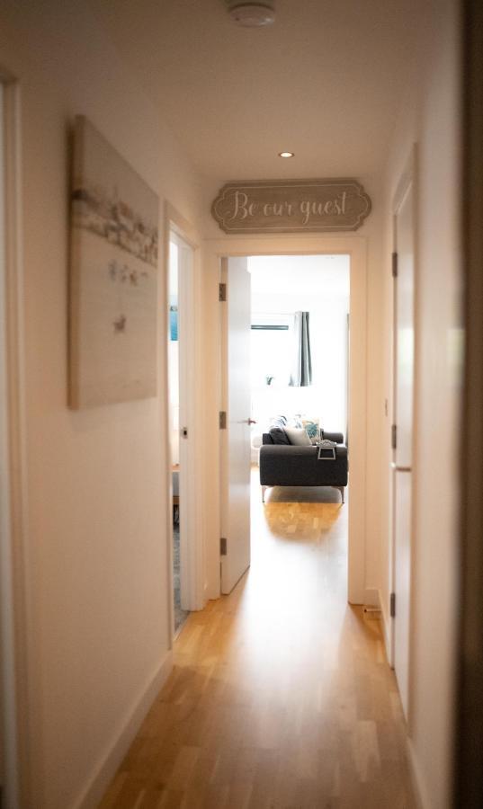 Seaview, Luxury Apartment, 2 Min Walk To Porth Beach New Quay Exterior foto